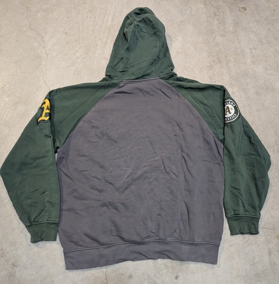 Oakland Athletics Majestic Hoodie Mens L Flaws Patches MLB - Picture 8 of 10